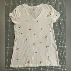 GAP Women's White Floral V-Neck Top size S